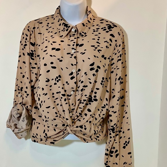 Milk & Honey Tops - Long Sleeve Button Top Tan Milk & Honey Medium